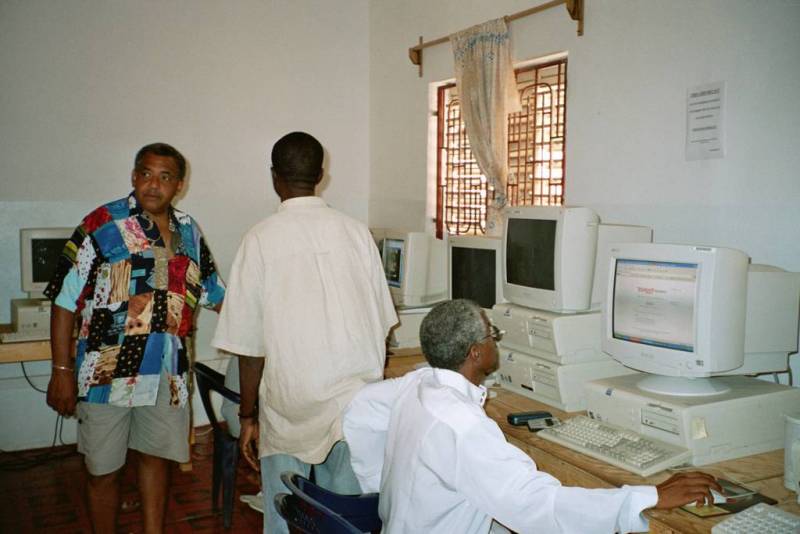 Salle d’informatique à M’bour